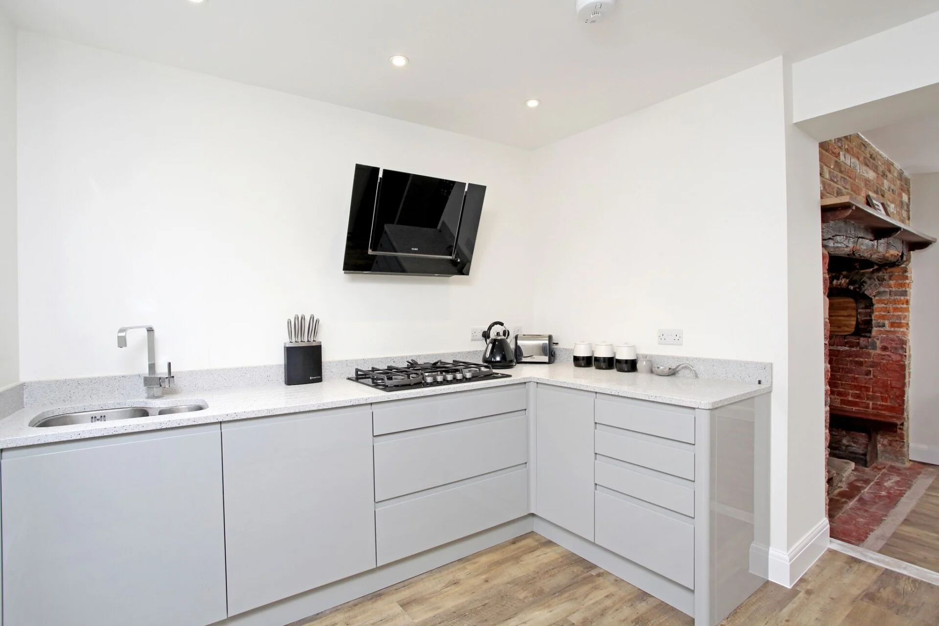 New build roof installation